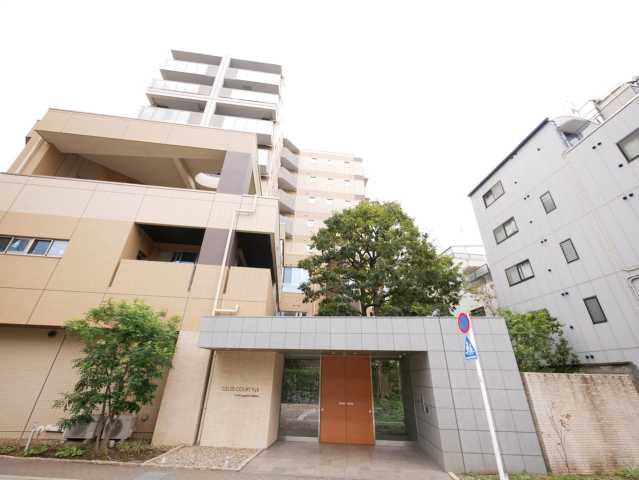 建物外観　セルティスコートの外観