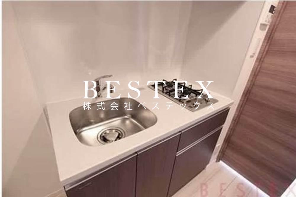 キッチン　※同建物内・別タイプの参考写真です。