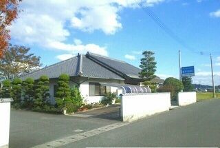 病院　高本内科医院さん（病院）まで590m