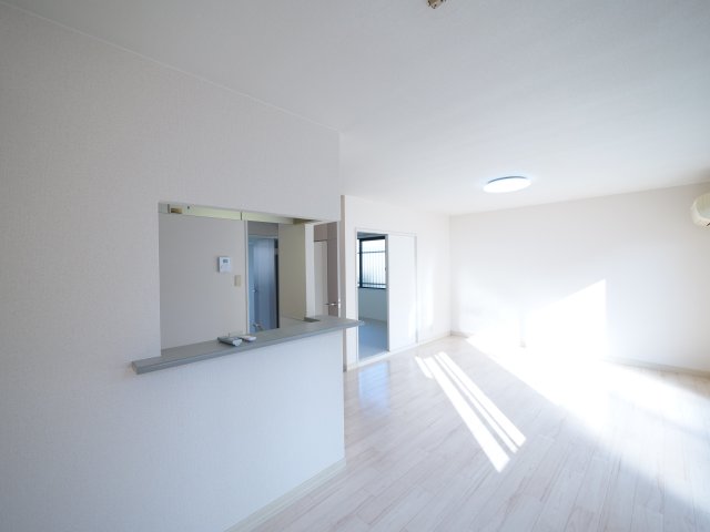 居室・リビング　※写真は別の部屋のものです。