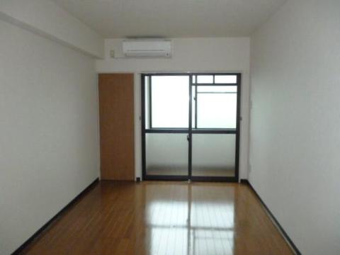 居室・リビング　室内（イメージ）