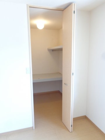 収納　☆ウォークインクローゼット☆