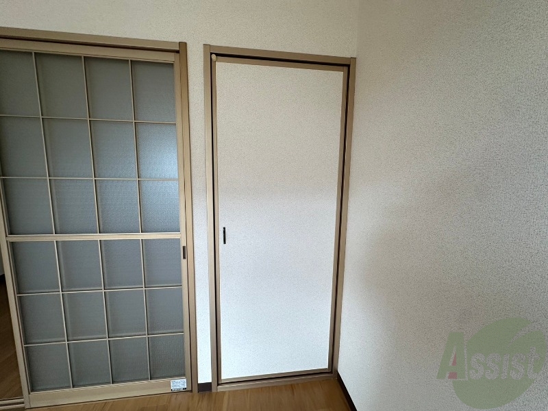 収納　収納は大きく、たくさんの物がしまえそうです。