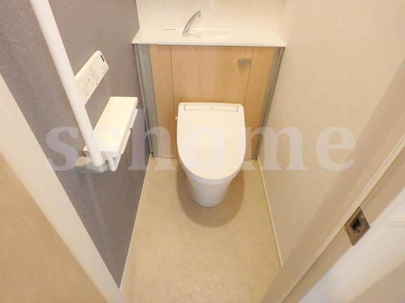 トイレ　温水洗浄便座☆