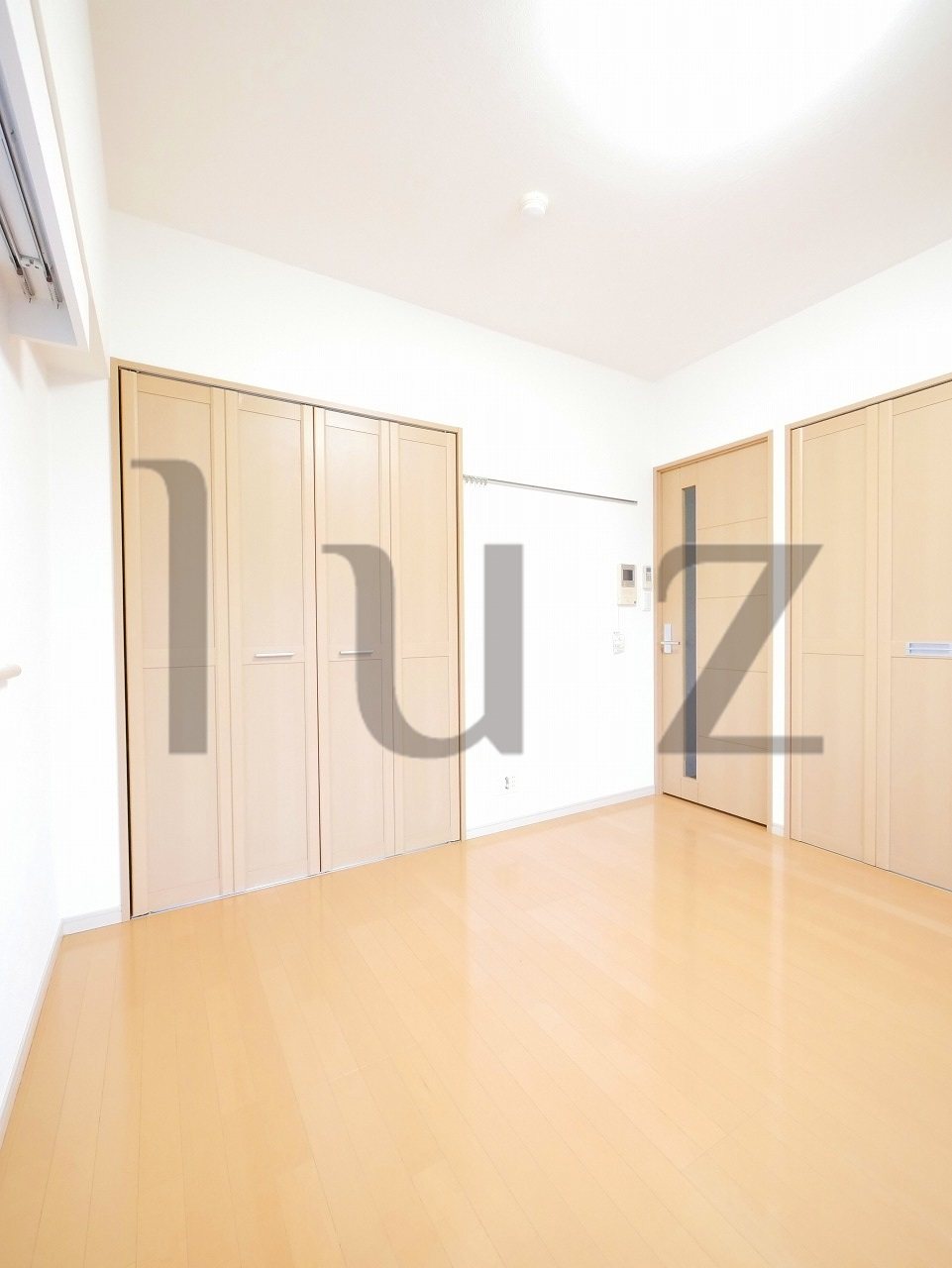 その他部屋・スペース　光の差し込む明るいお部屋です。