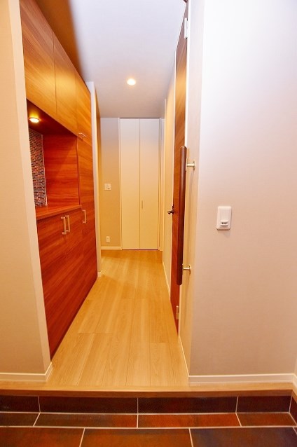 玄関　★来客者からのプライバシーを守る玄関ホール★