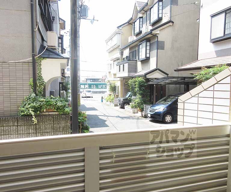 眺望　閑静な住宅街です。