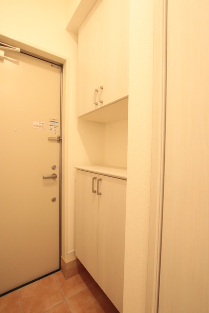 玄関　別部屋参考写真です
