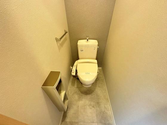 トイレ　※別部屋の写真です