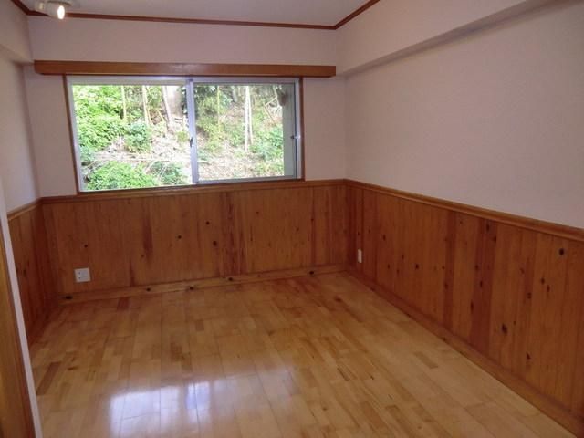 その他部屋・スペース　ダウンライト付き洋室