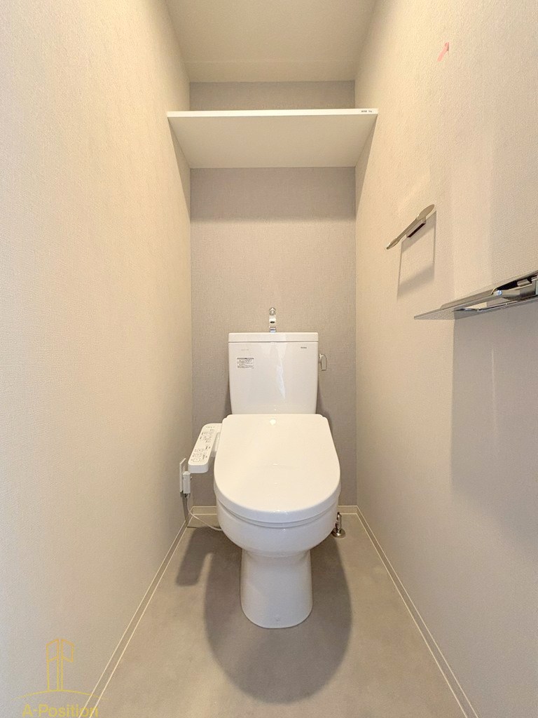 トイレ　リヴェント難波ウエスト