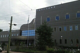 図書館　札幌市中央図書館（図書館）まで441m