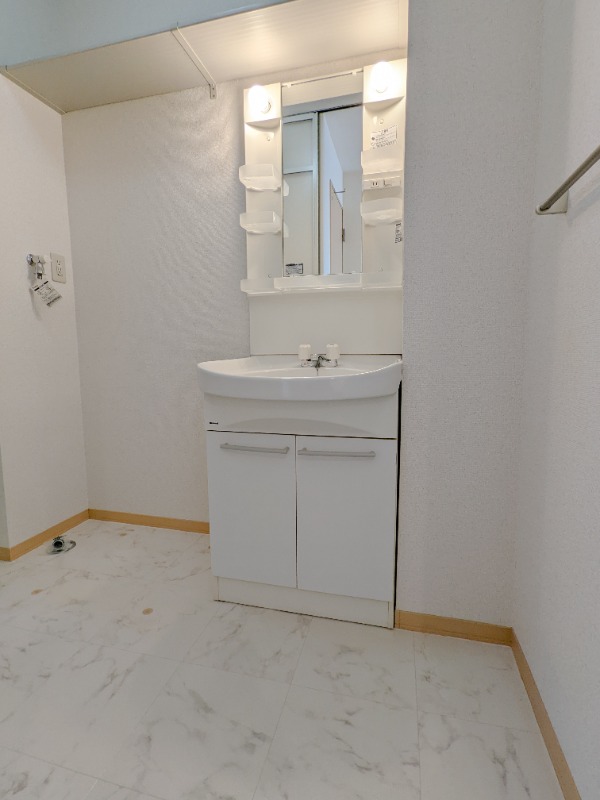 洗面設備　図面と現状に相違がある場合には現状を優先