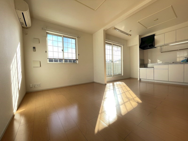 居室・リビング　当物件の参考写真です。(同建物の部屋)