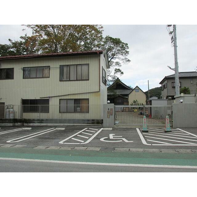 幼稚園・保育園　烏山保育園（幼稚園・保育園）まで1400m
