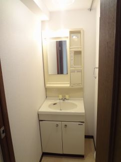 洗面設備　別タイプのお部屋の為、イメージになります。