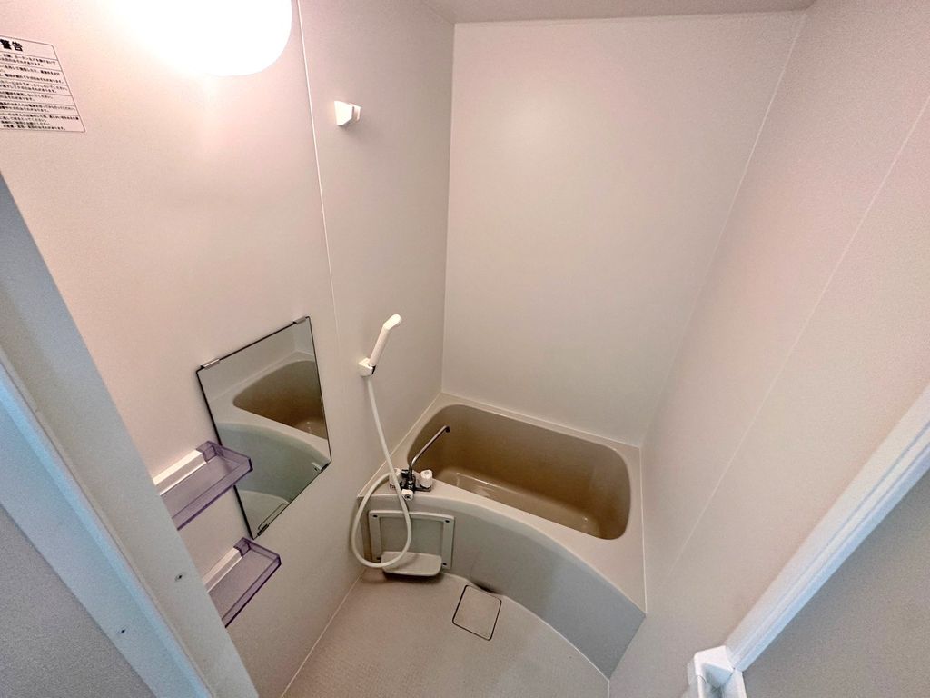 バス・シャワールーム　バス