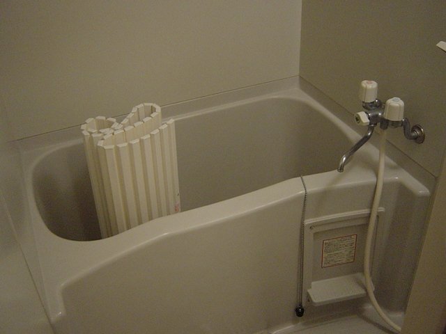 バス・シャワールーム　バス