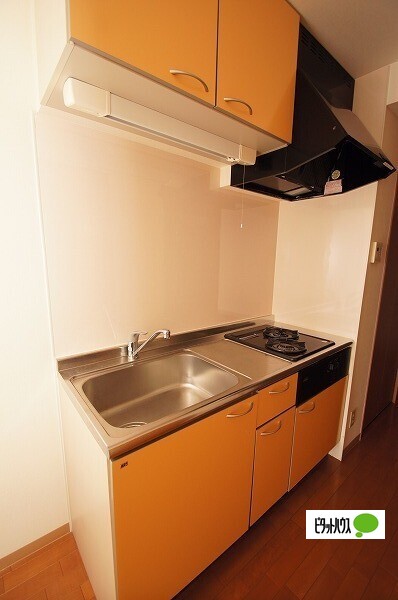 キッチン　同物件別室