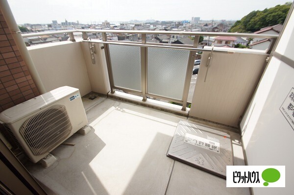 バルコニー　同物件別室