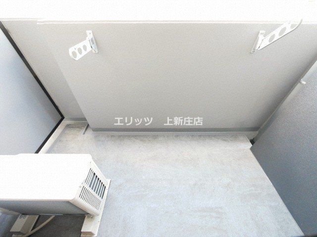 バルコニー　下駄箱