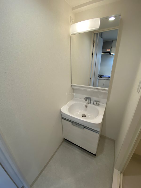 洗面設備　別の部屋の写真