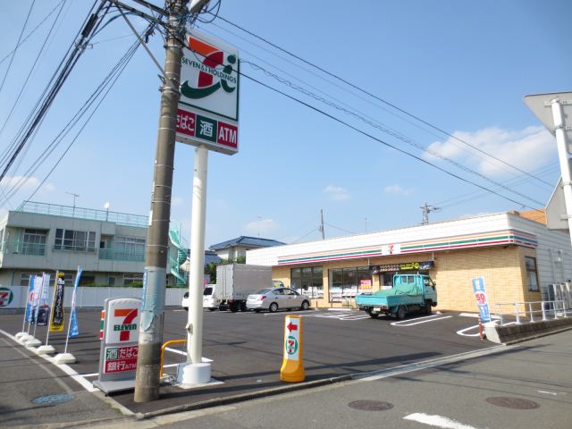 コンビニ　セブンイレブン（コンビニ）まで400m