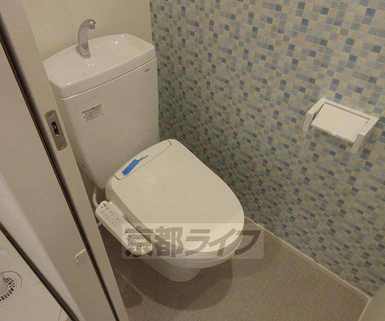 トイレ　清潔感のあるトイレです