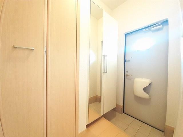 玄関　シューズボックスあります！