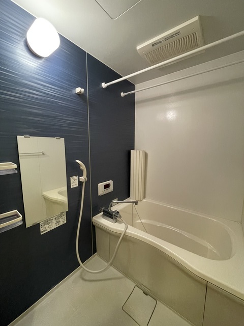 バス・シャワールーム　※別部屋参考写真