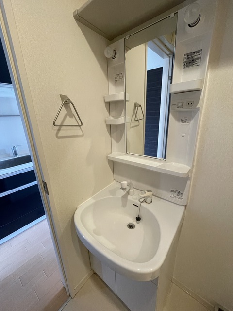 洗面設備　※別部屋参考写真