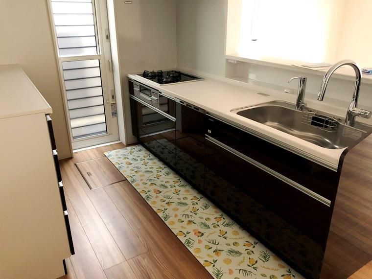 キッチン　キッチンでお料理をお楽しみください