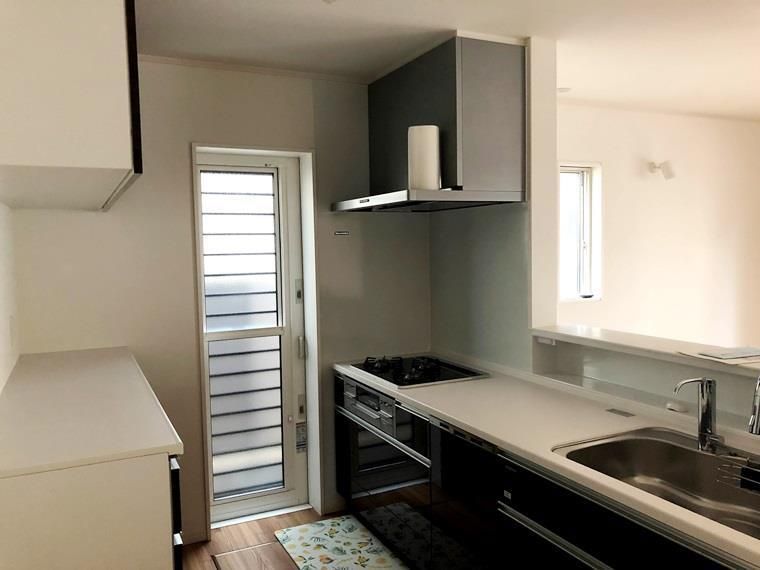 その他設備　システムキッチン完備