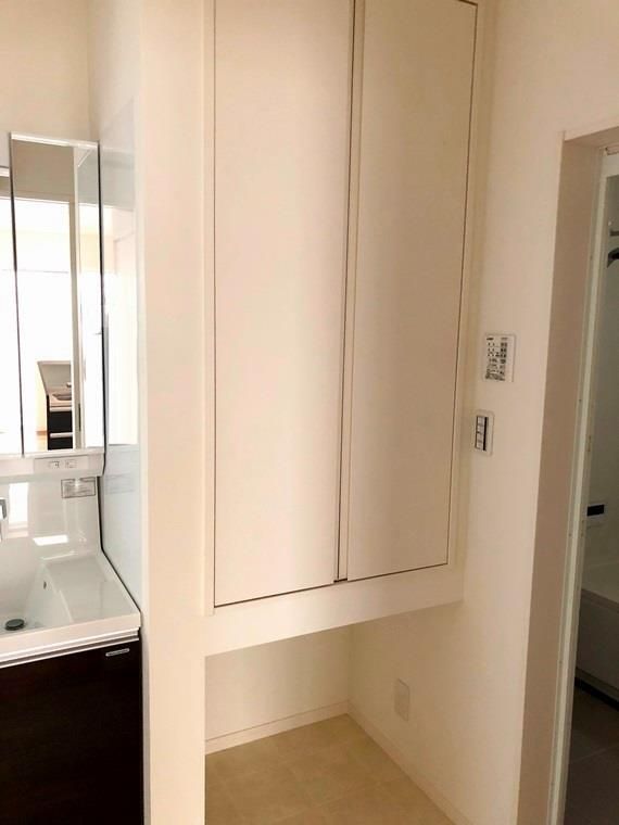 洗面設備　脱衣スペースもあります