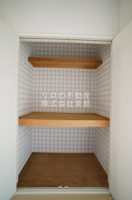 収納　間口・奥行もある収納なのでカラーボックス等でアレンジ可能☆