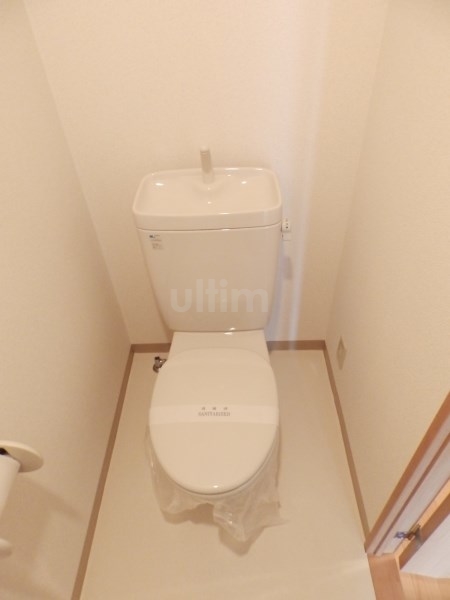 トイレ　※同タイプの他のお部屋です