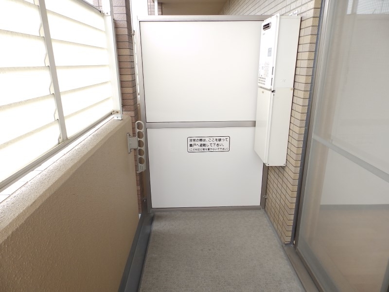 バルコニー　※同タイプの他のお部屋です