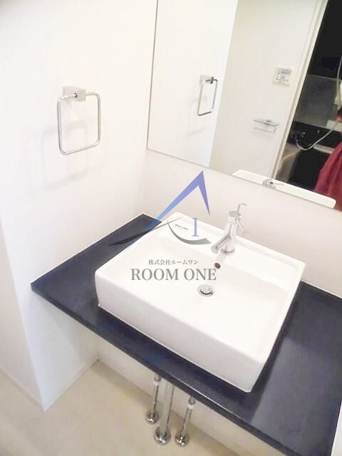 洗面設備　洗面台です。