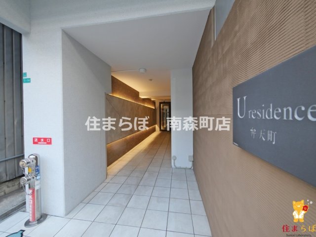 エントランス　共用部の印象も大切に