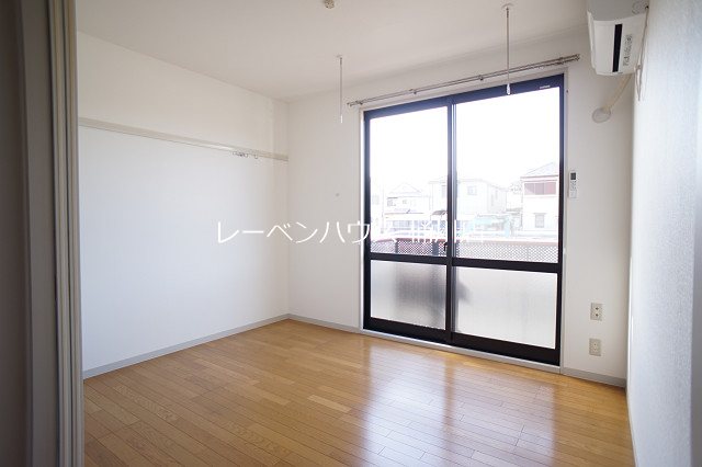 居室・リビング　レーベンハウス桶川店へ　048-787-5511