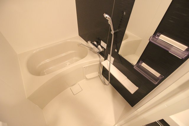 バス・シャワールーム　浴室