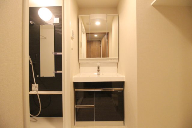 洗面設備　独立洗面台