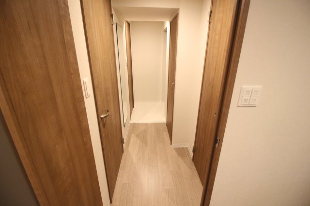 玄関　廊下