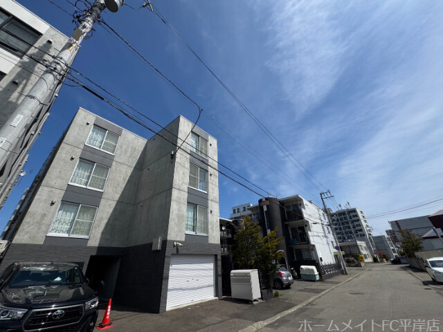 建物外観　とってもきれいなデザイナーズ物件☆