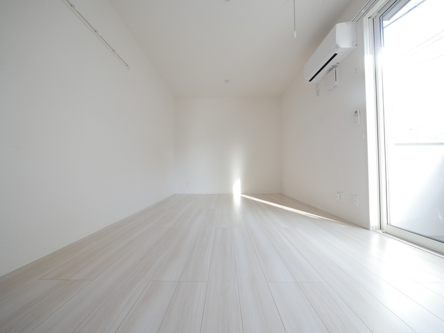 居室・リビング　★フローリングの綺麗なリビングルームですね★