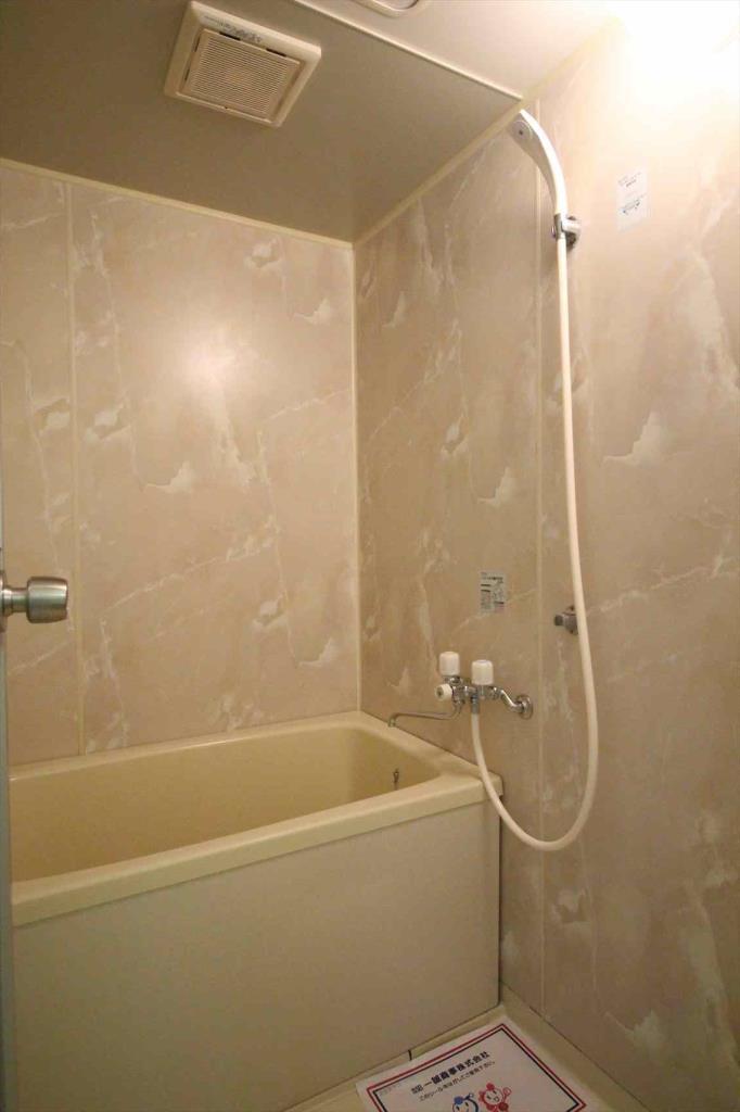 バス・シャワールーム　お風呂もオシャレ