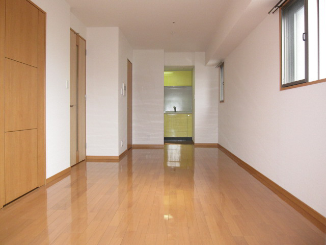 その他部屋・スペース　リビング+グリル付３口ガスコンロ