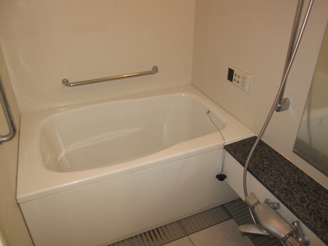 バス・シャワールーム　浴室