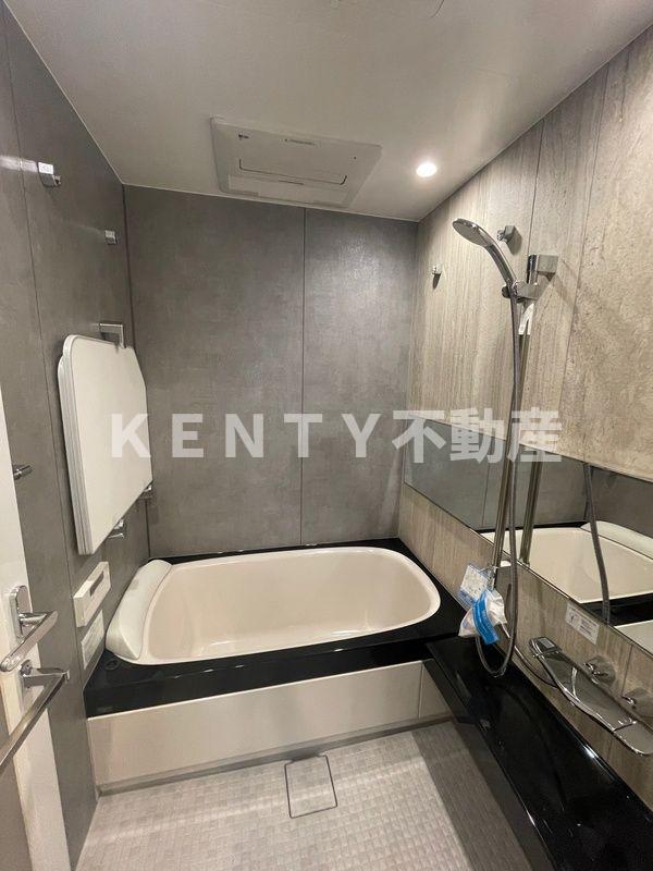 バス・シャワールーム　お風呂です