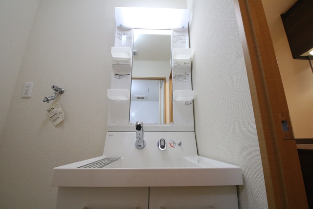 洗面設備　※別室の参考写真の為、現況優先です。